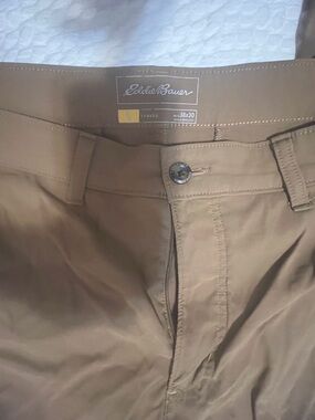Eddie Bauer Men's Tan Travel Pants